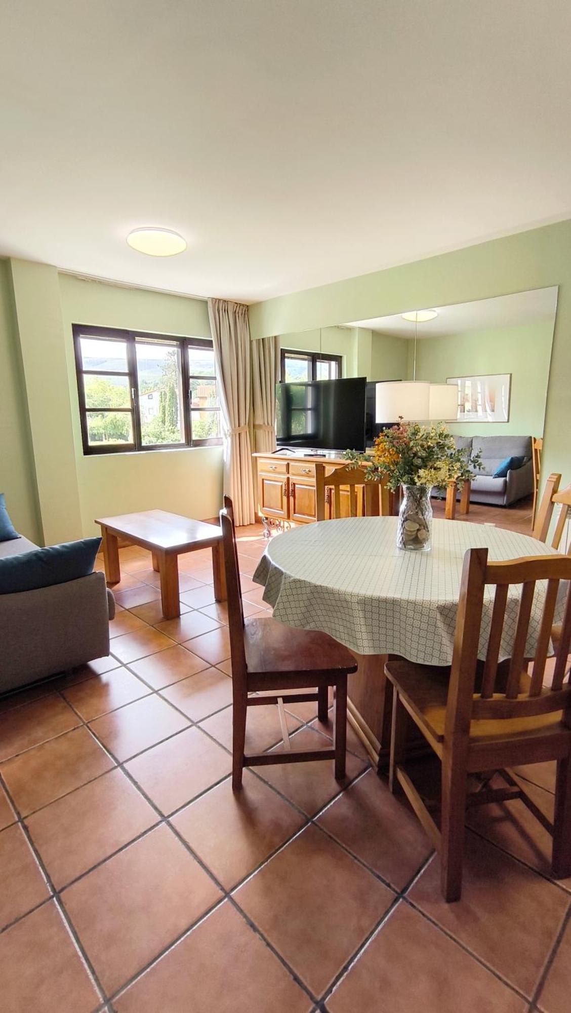 Apartamentos Florinda Ucieda Екстер'єр фото